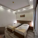 Hotel Eka 3*